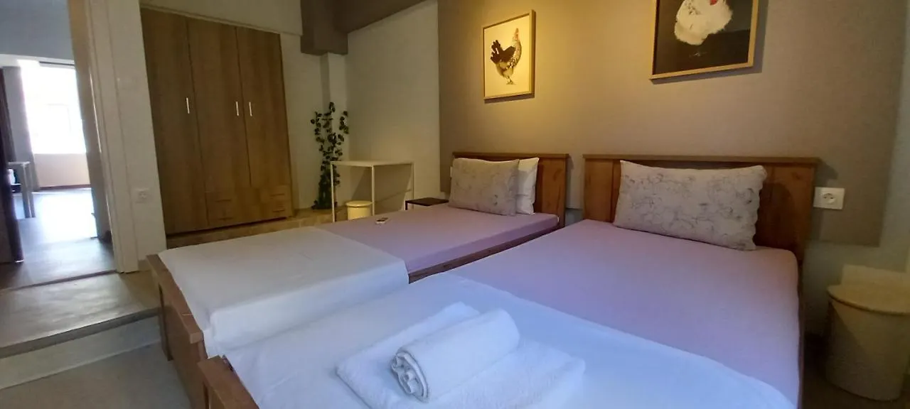 Deluxe 2Br Apartment - City Center - Tsimiski View & Ladadika Saloniki